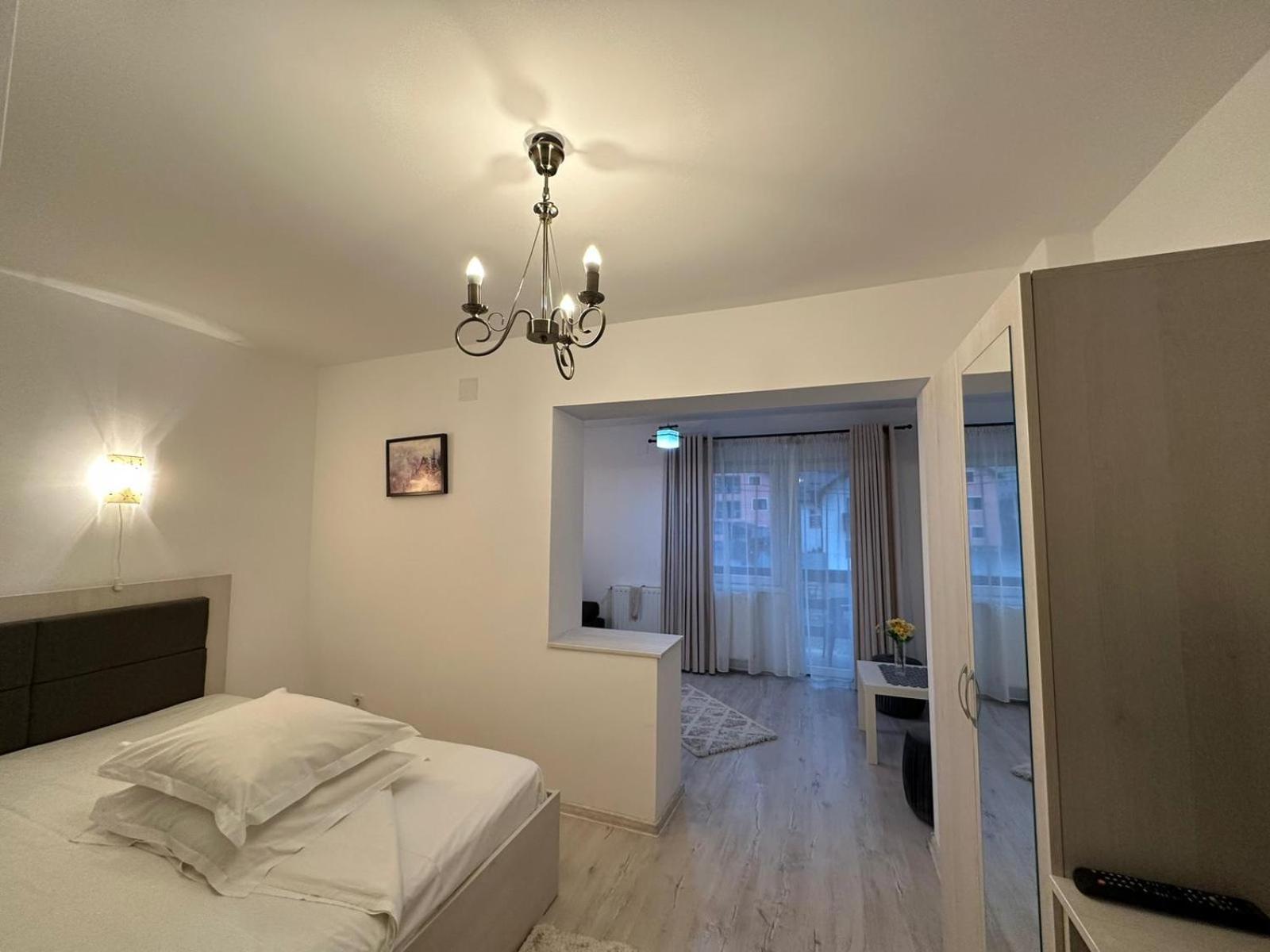 Hotel Casuta De Langa Izvor Moeciu De Sus Zewnętrze zdjęcie